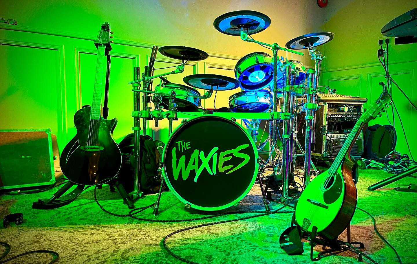 The Waxies Wedding Band