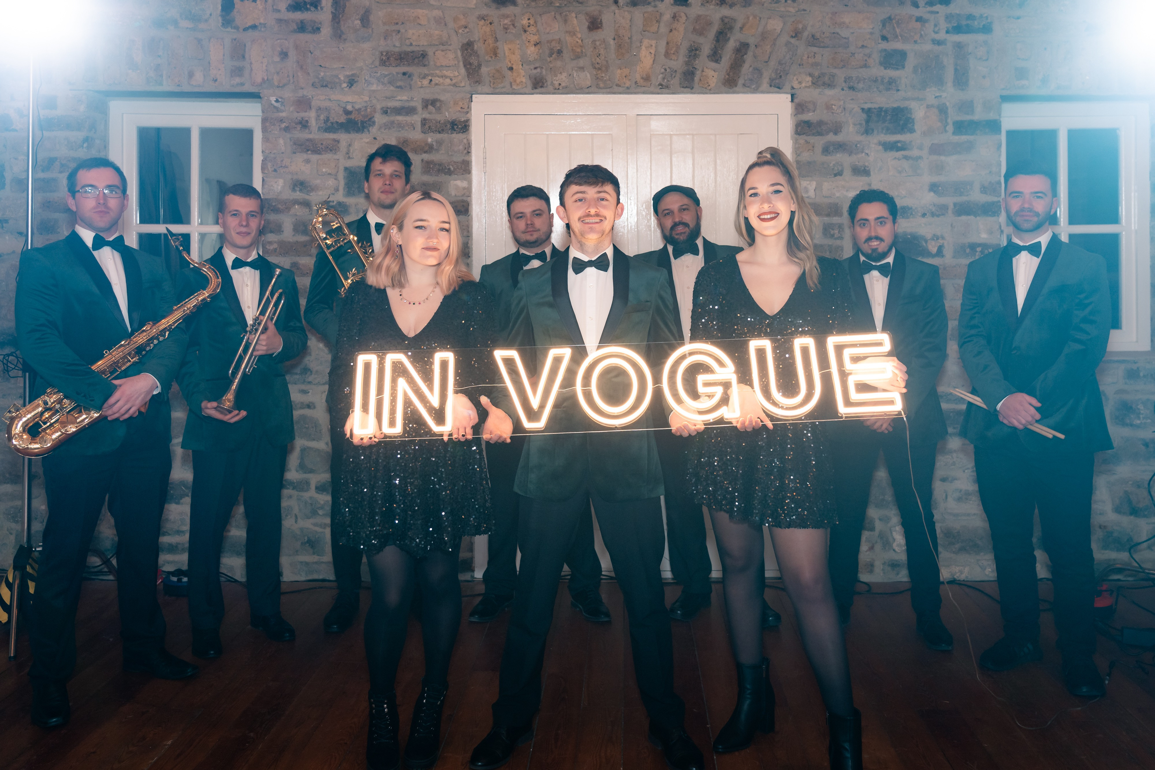 In Vogue Wedding and function band